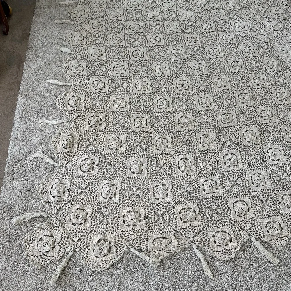 Vintage Crocheted Large Tablecloth Blanket Afghan Throw Beige Ivory 9x7ft Tassel